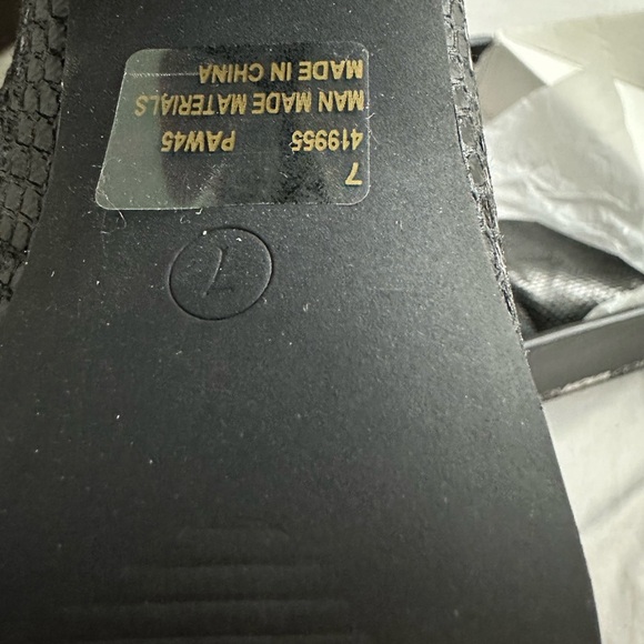 Fashion Nova Ankle Boots - Black Snake Print, Size 7 - Picture 5 of 5